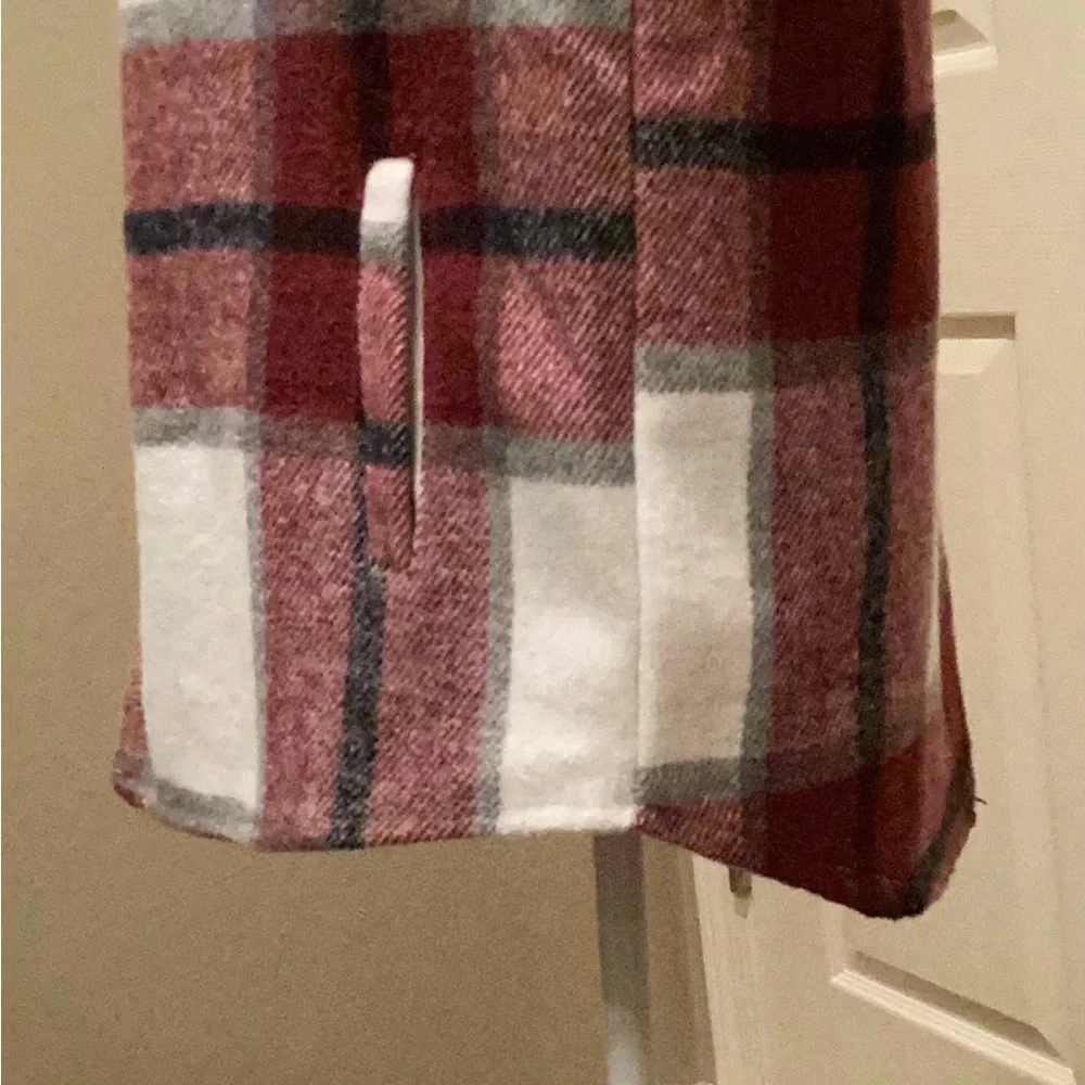 Multi-colored Shacket - Picture 3 of 8